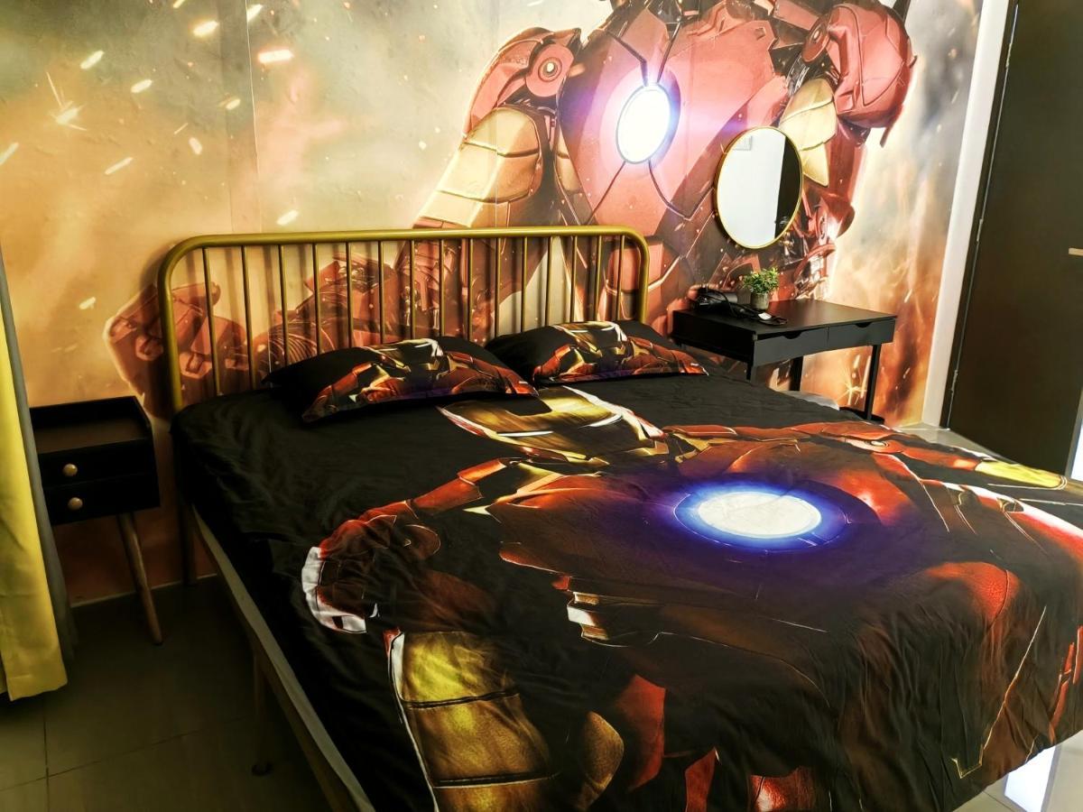 8Scape Residences Batman Vs Ironman@Lsy Home & Leisure Johor Bahru Bagian luar foto