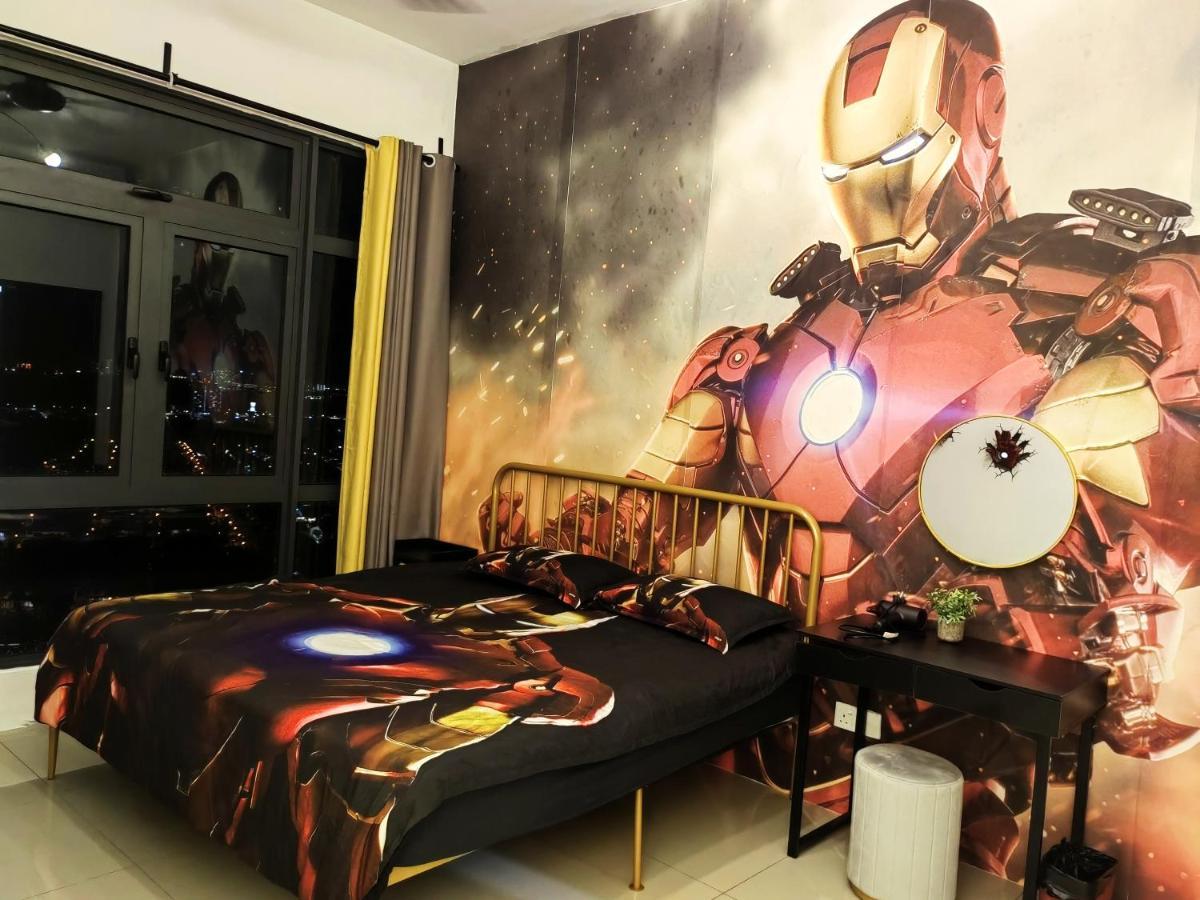 8Scape Residences Batman Vs Ironman@Lsy Home & Leisure Johor Bahru Bagian luar foto